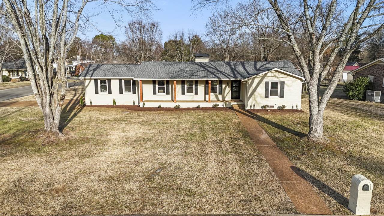https://bt-photos.global.ssl.fastly.net/nashville/1280_boomver_1_RTC3131048-1.jpg