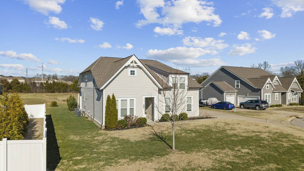 https://bt-photos.global.ssl.fastly.net/nashville/1280_boomver_1_RTC3131057-1.jpg