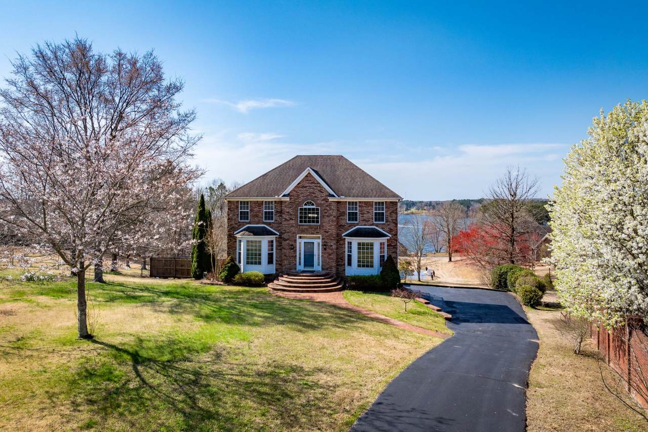 https://bt-photos.global.ssl.fastly.net/nashville/1280_boomver_1_RTC3131475-1.jpg