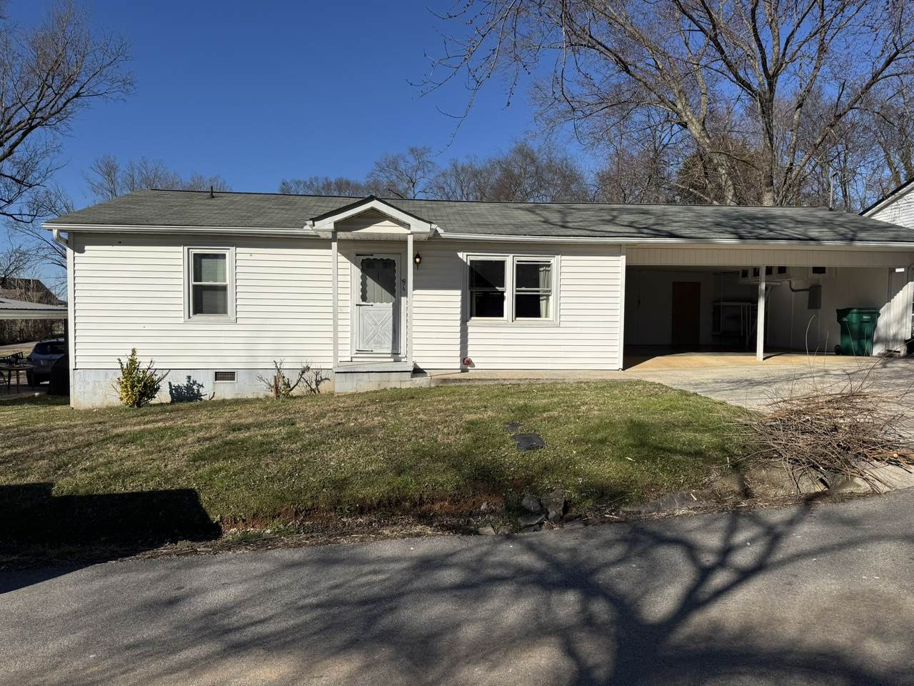 506 6th Ave - Photo 1