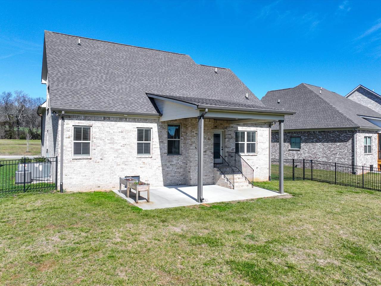 https://bt-photos.global.ssl.fastly.net/nashville/1280_boomver_1_RTC3131601-1.jpg