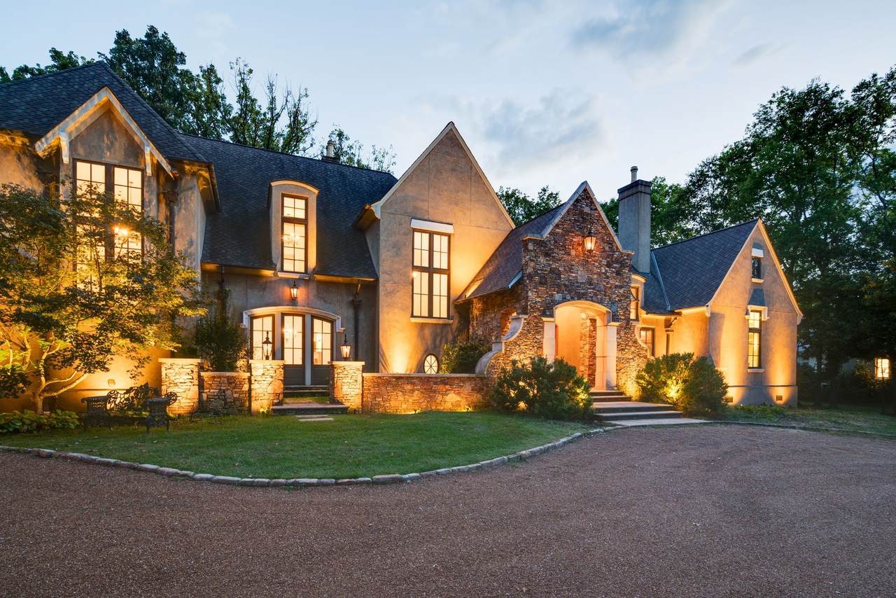https://bt-photos.global.ssl.fastly.net/nashville/1280_boomver_1_RTC3131867-1.jpg