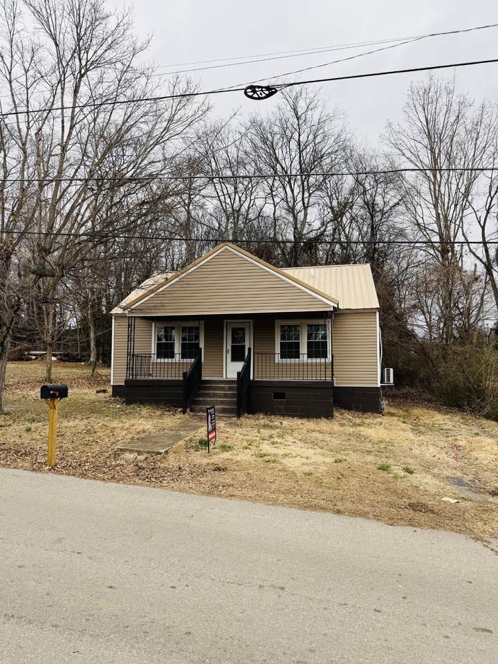1015 Stafford St - Photo 1