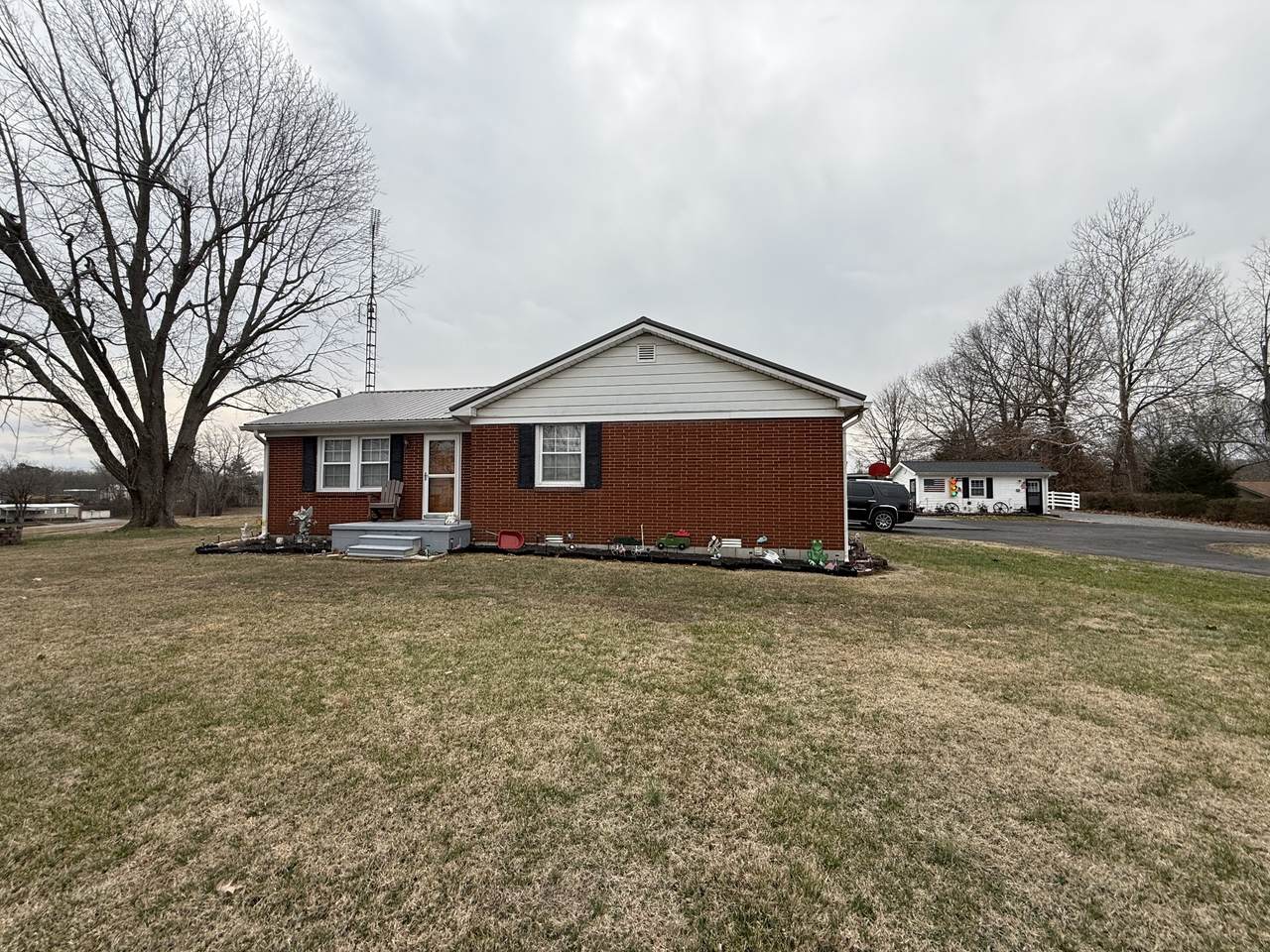1252 State Route 176 - Photo 1