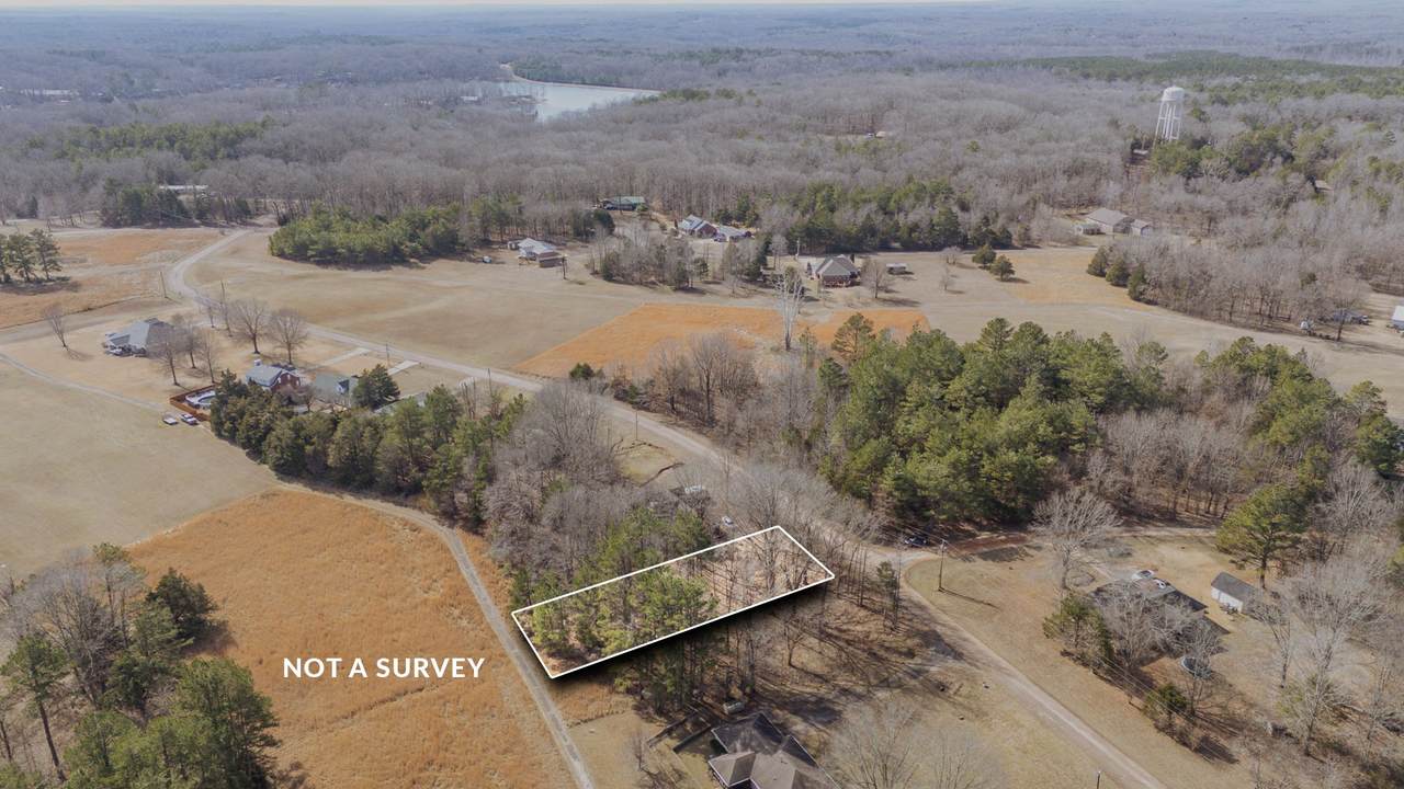 1449 Fairway Dr - Photo 1