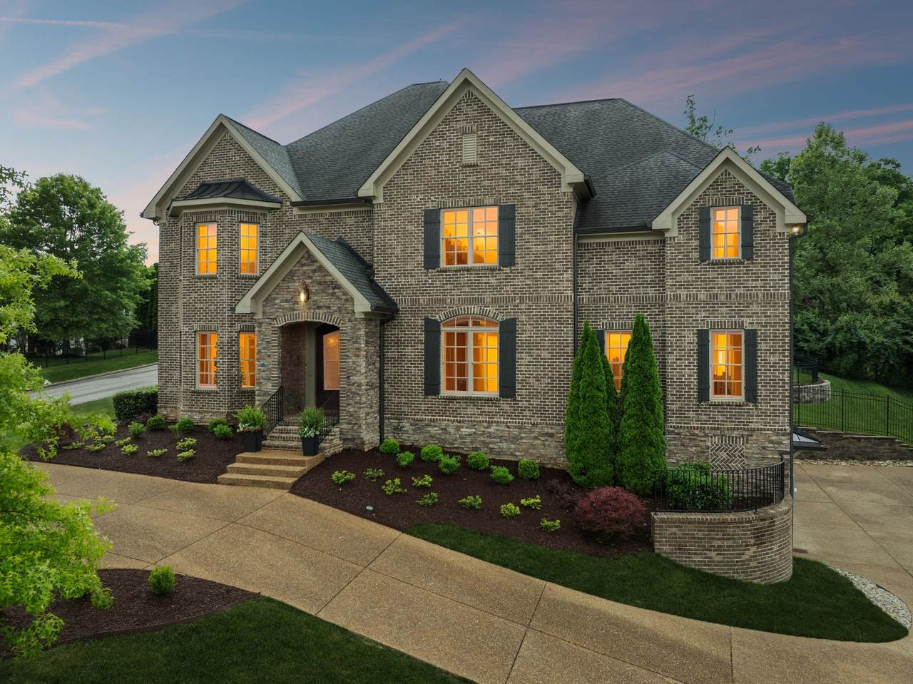 https://bt-photos.global.ssl.fastly.net/nashville/1280_boomver_1_RTC3132557-1.jpg