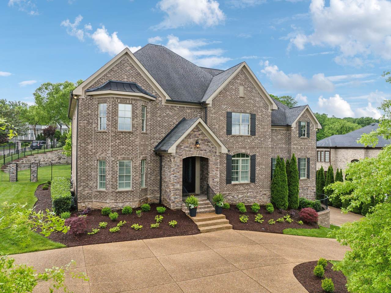 https://bt-photos.global.ssl.fastly.net/nashville/1280_boomver_1_RTC3132557-1.jpg