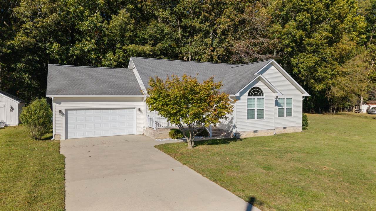 https://bt-photos.global.ssl.fastly.net/nashville/1280_boomver_2_RTC3132700-1.jpg