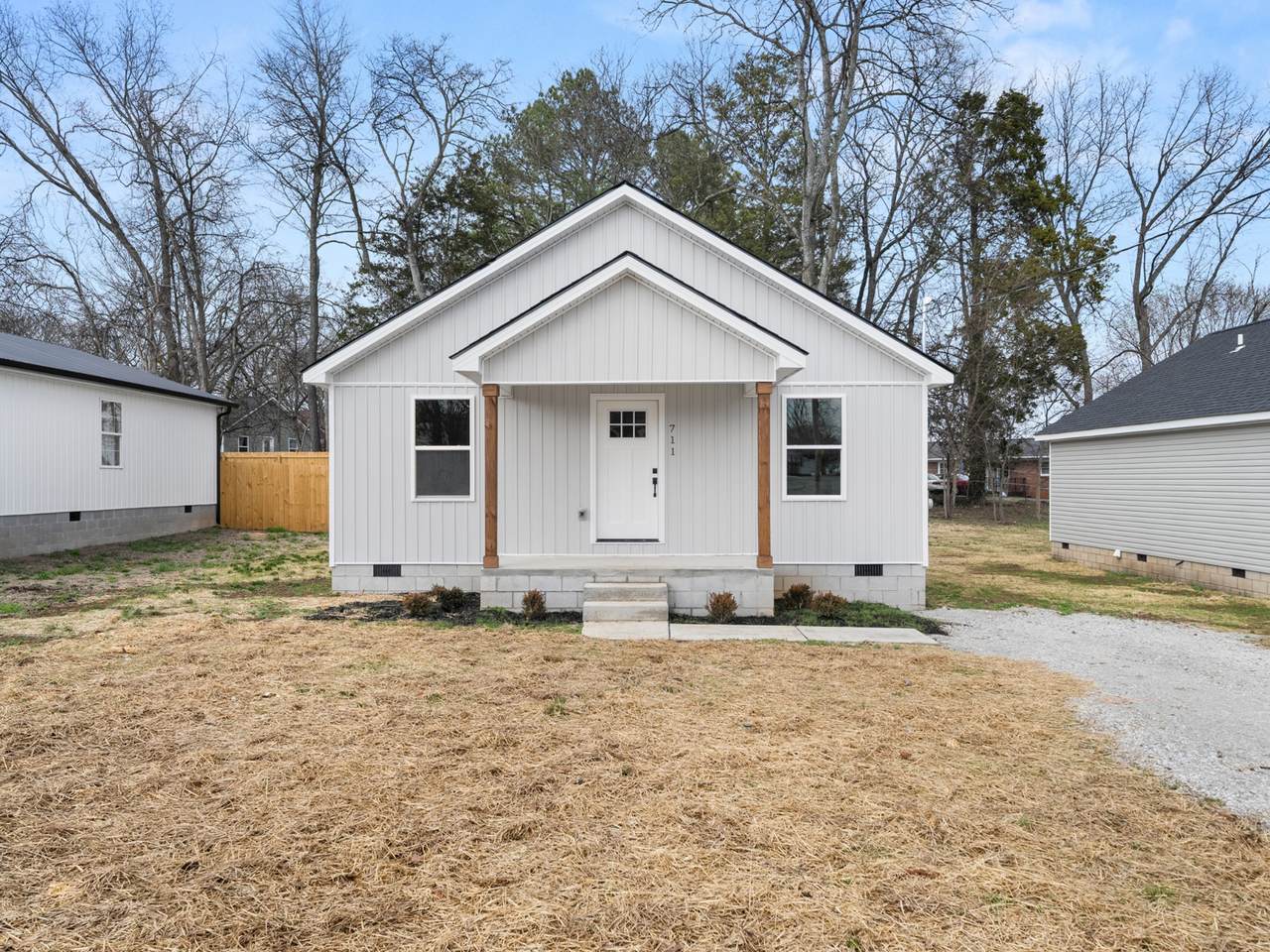 711 Hunt Street - Photo 1