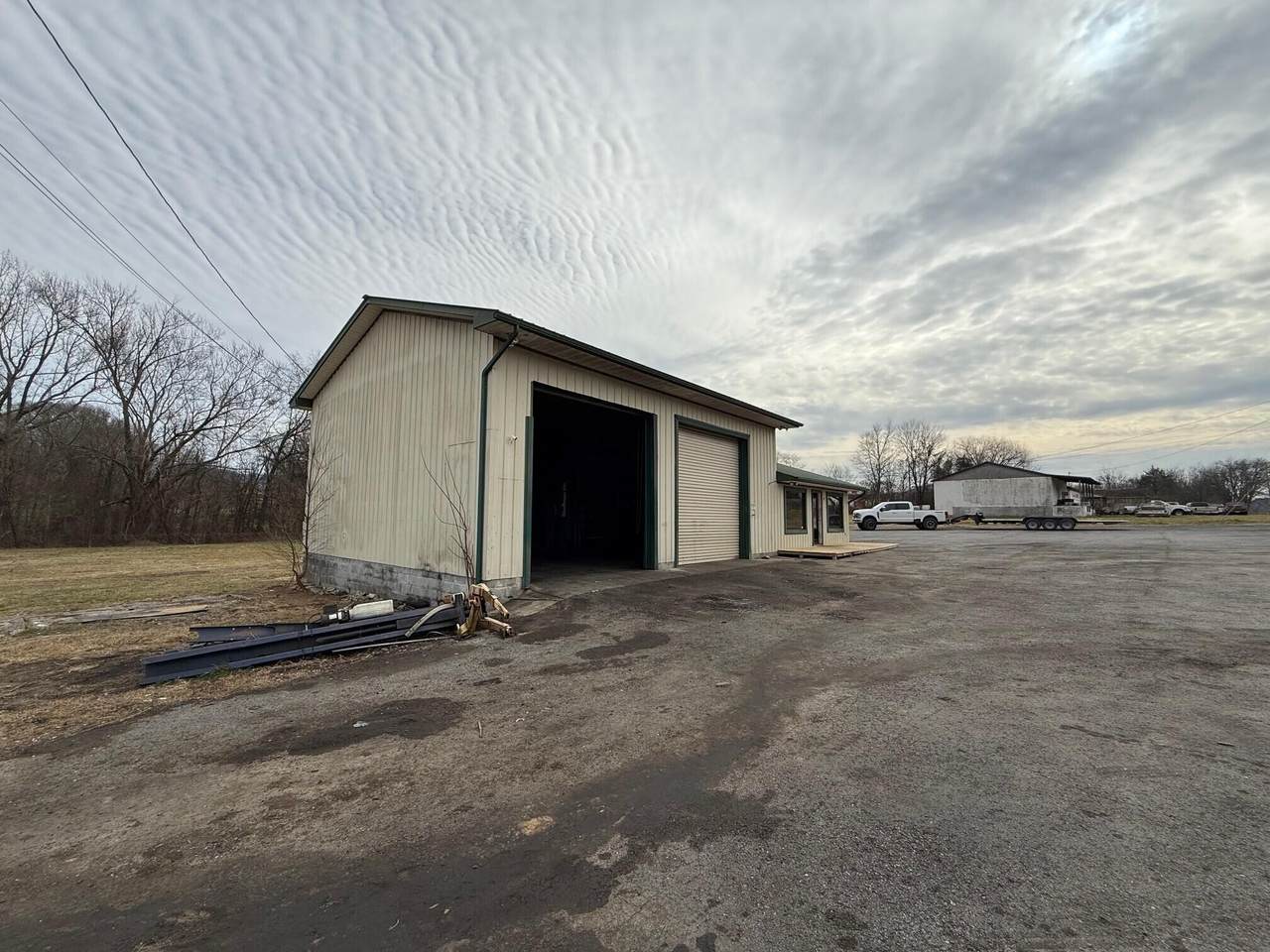 https://bt-photos.global.ssl.fastly.net/nashville/1280_boomver_1_RTC3133322-1.jpg