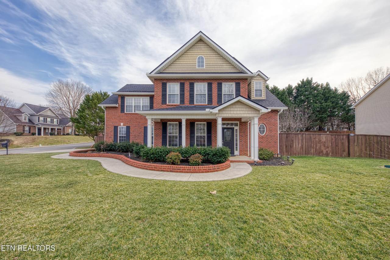900 Lourdes Lane - Photo 1
