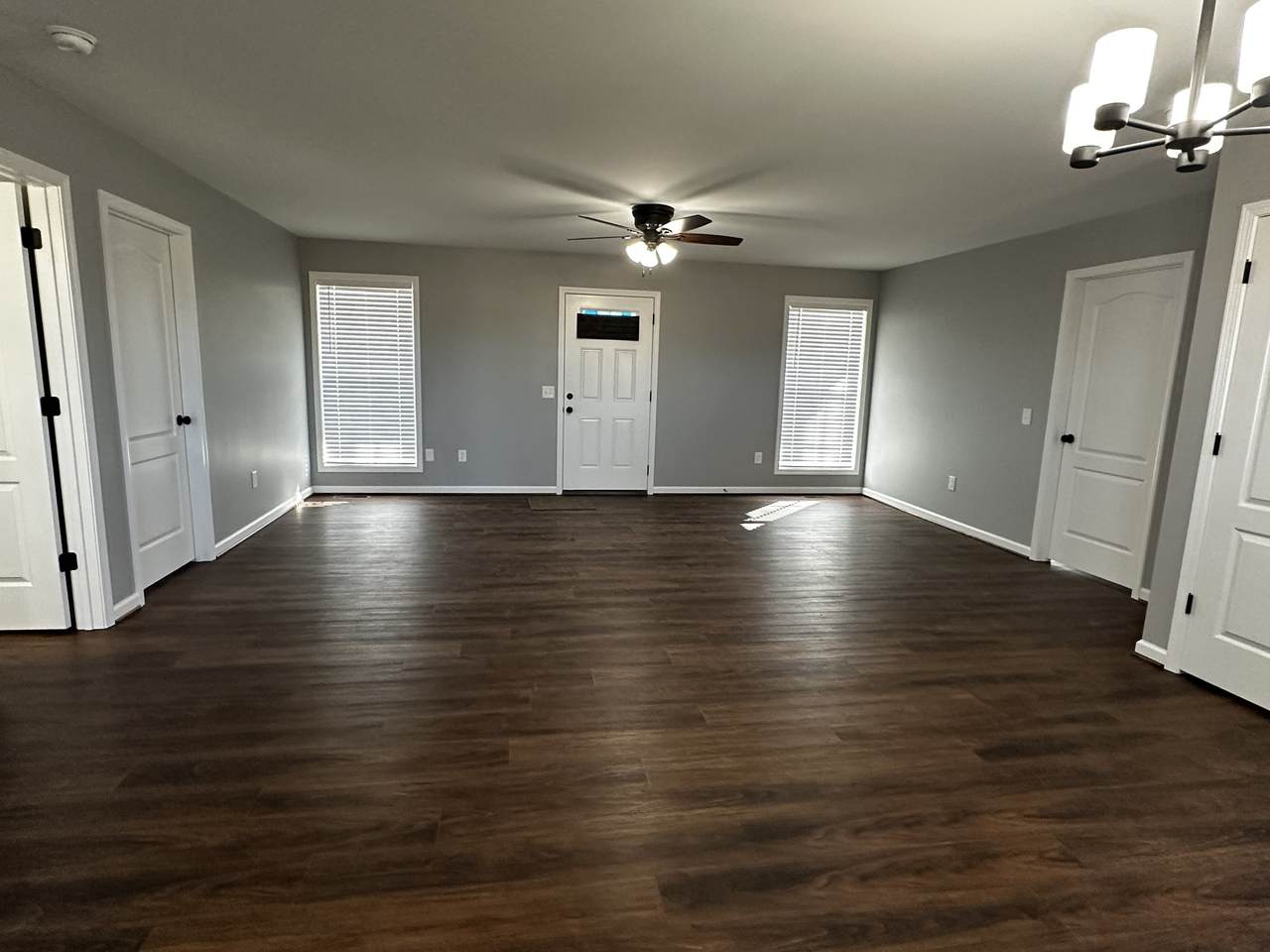 https://bt-photos.global.ssl.fastly.net/nashville/1280_boomver_1_RTC3135367-1.jpg