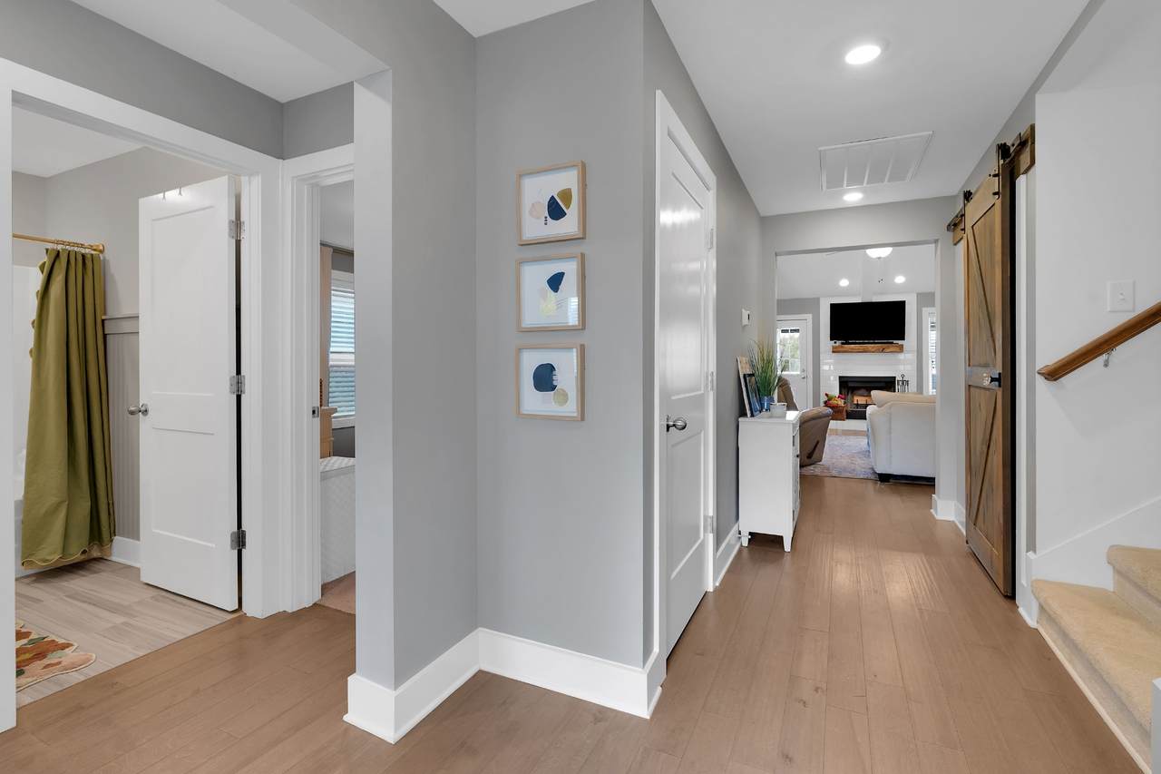 https://bt-photos.global.ssl.fastly.net/nashville/1280_boomver_1_RTC3135604-1.jpg