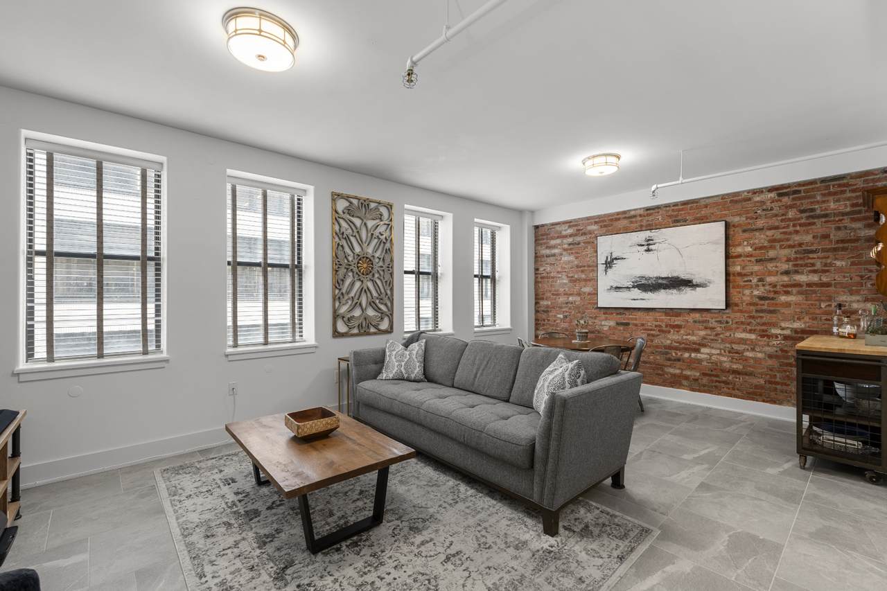 700 Church St - Photo 1