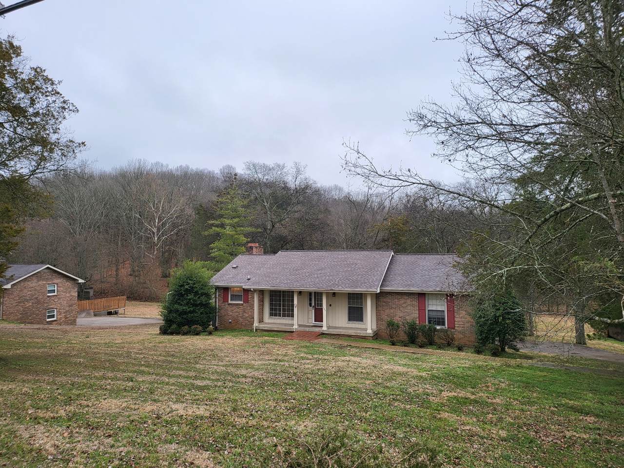 705 Emily Dr - Photo 1