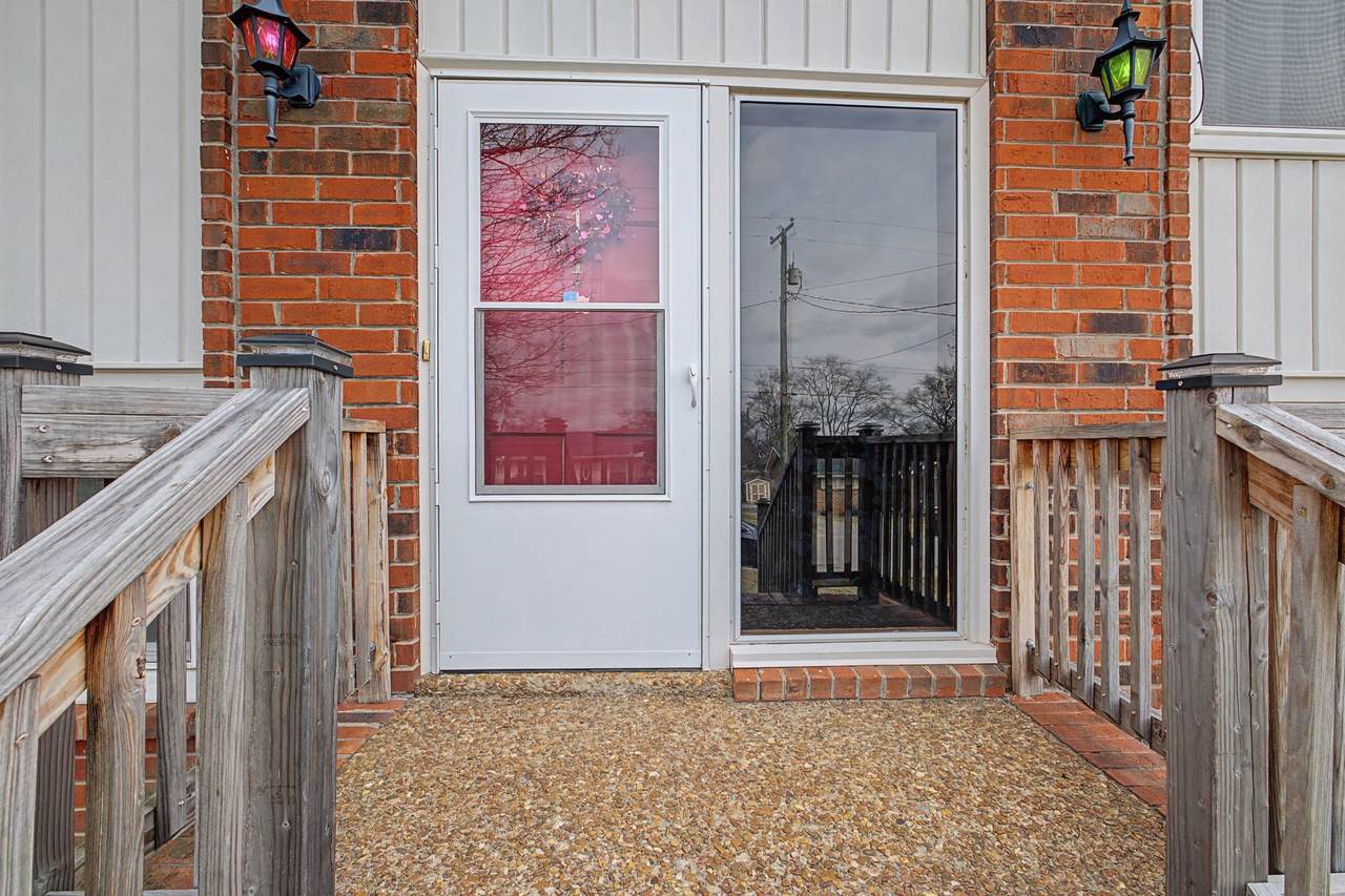 https://bt-photos.global.ssl.fastly.net/nashville/1280_boomver_1_RTC3136151-1.jpg