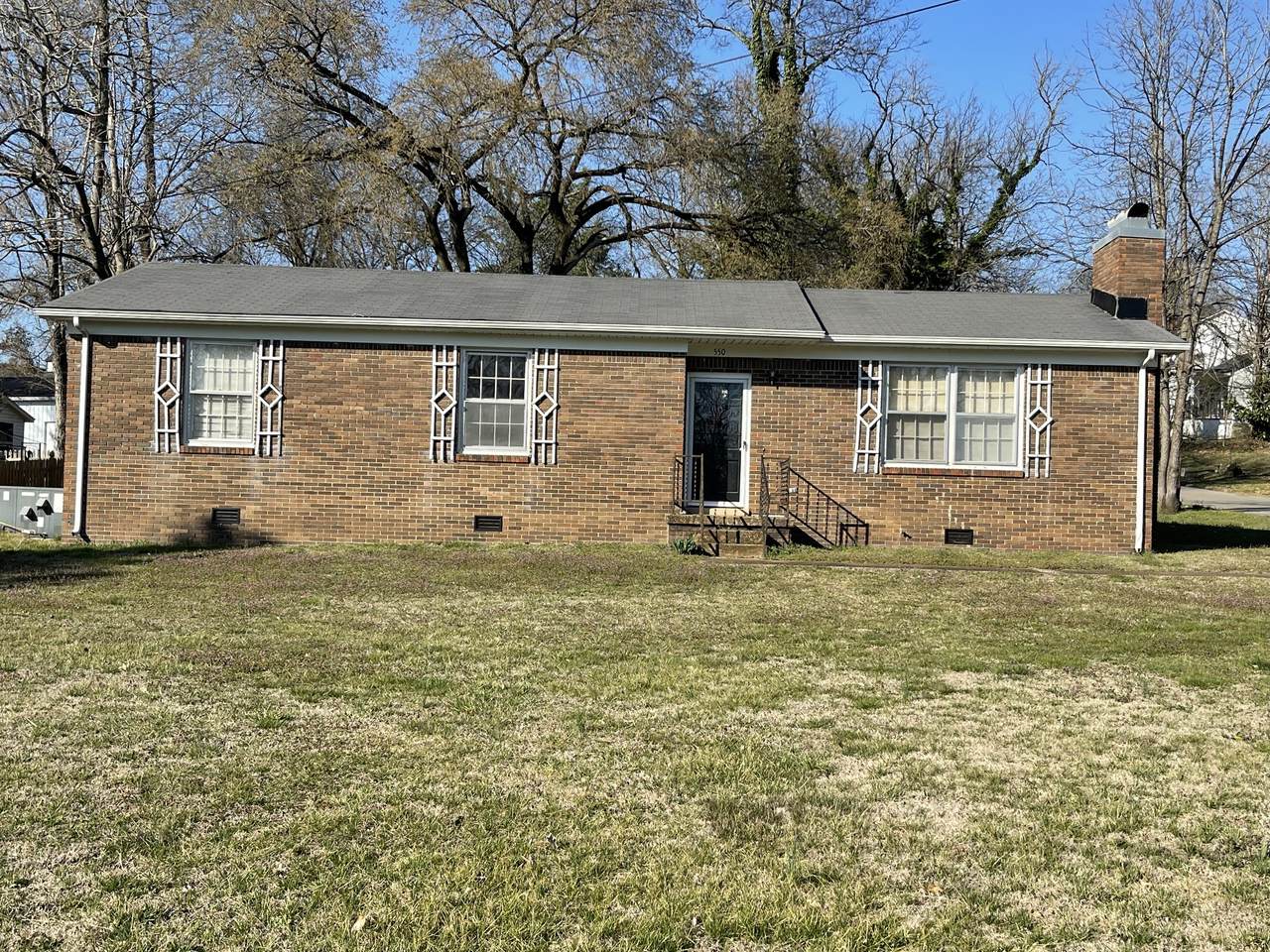 https://bt-photos.global.ssl.fastly.net/nashville/1280_boomver_1_RTC3137121-1.jpg