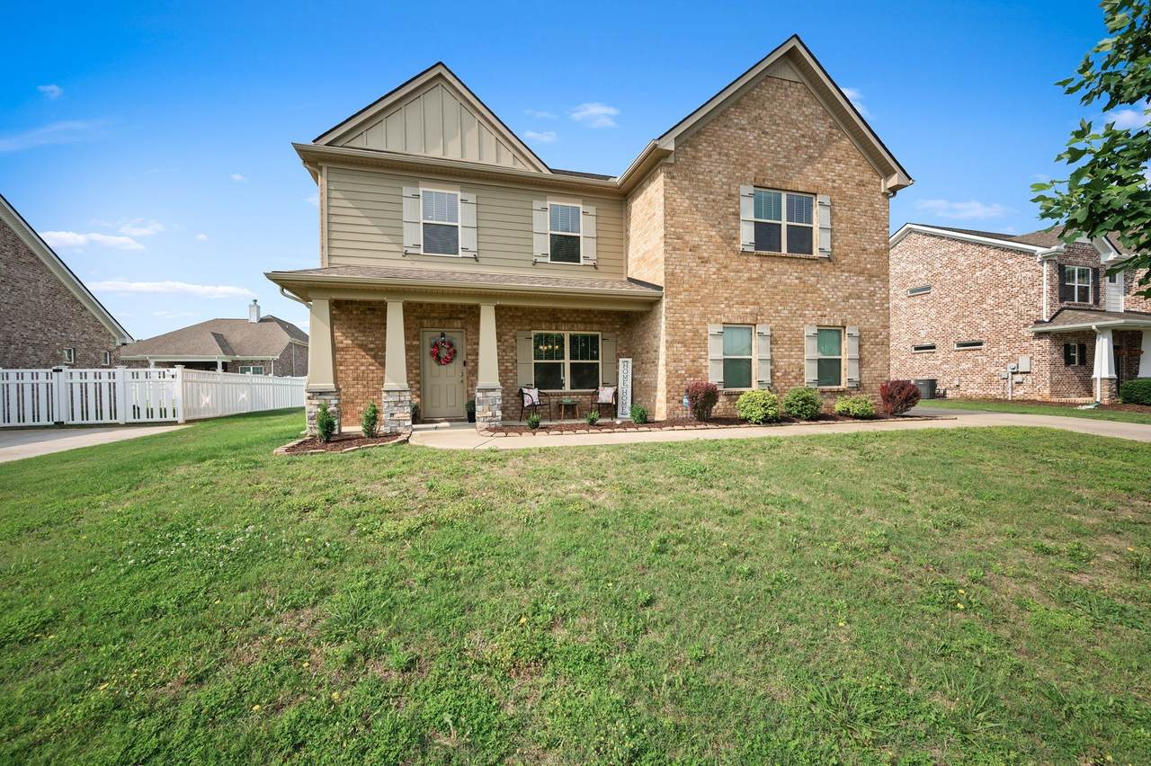 https://bt-photos.global.ssl.fastly.net/nashville/1280_boomver_1_RTC3137812-1.jpg