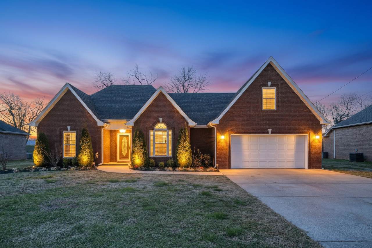 7909 Corey Dr - Photo 1