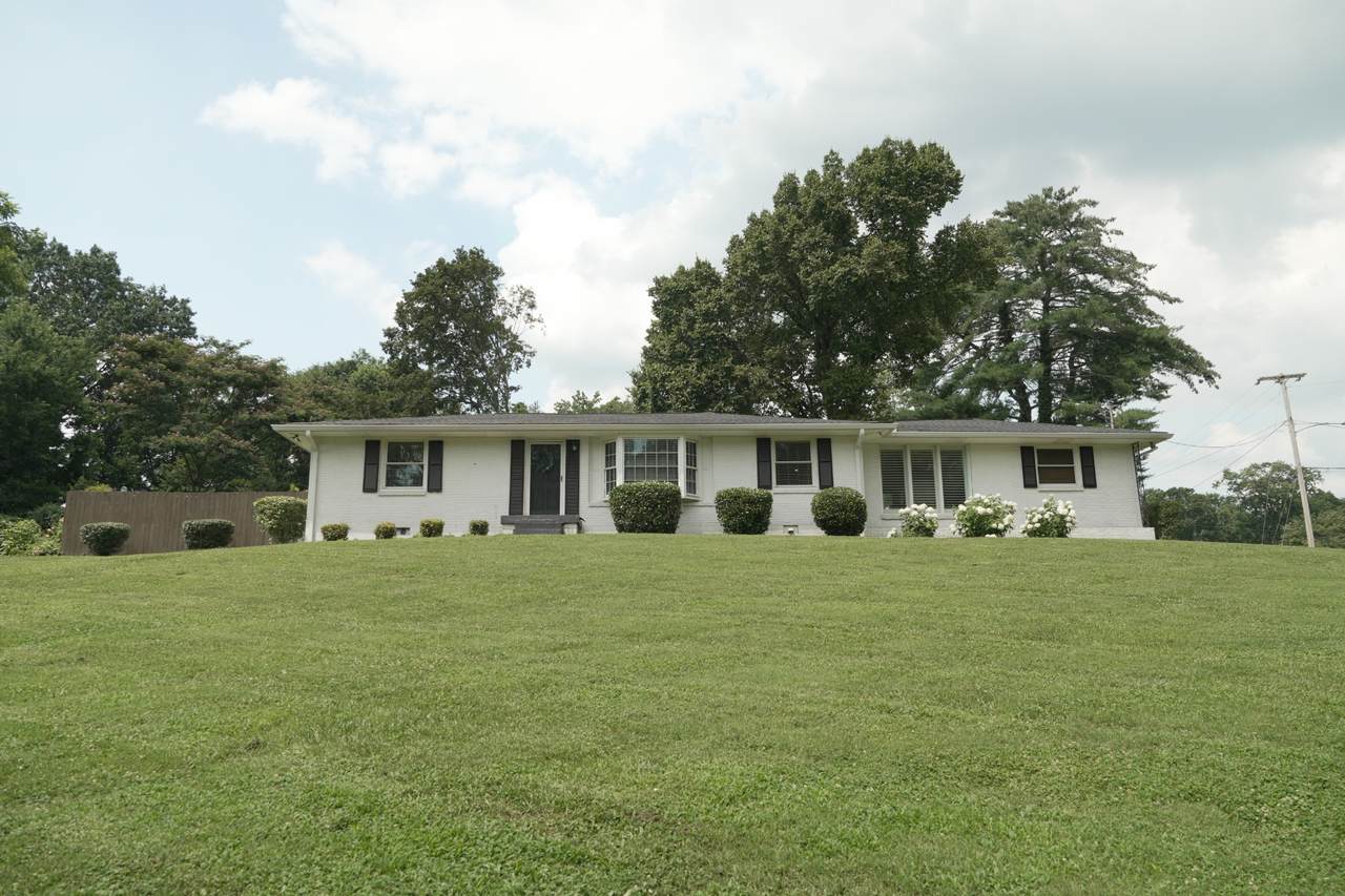 301 Bramblewood Dr - Photo 1