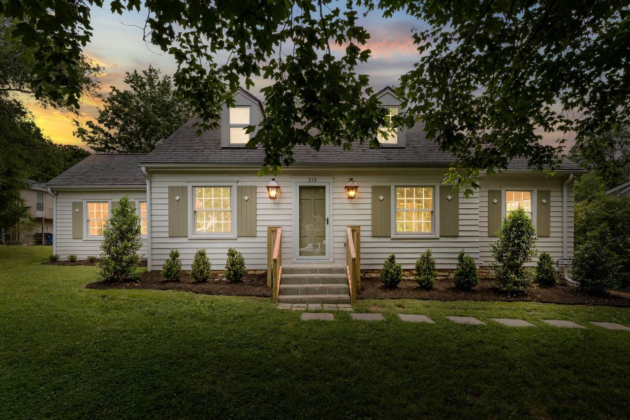 215 Lewisburg Ave - Photo 1