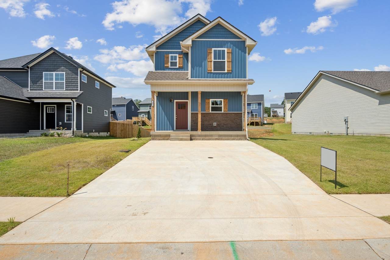 2619 Scott Dr - Photo 1