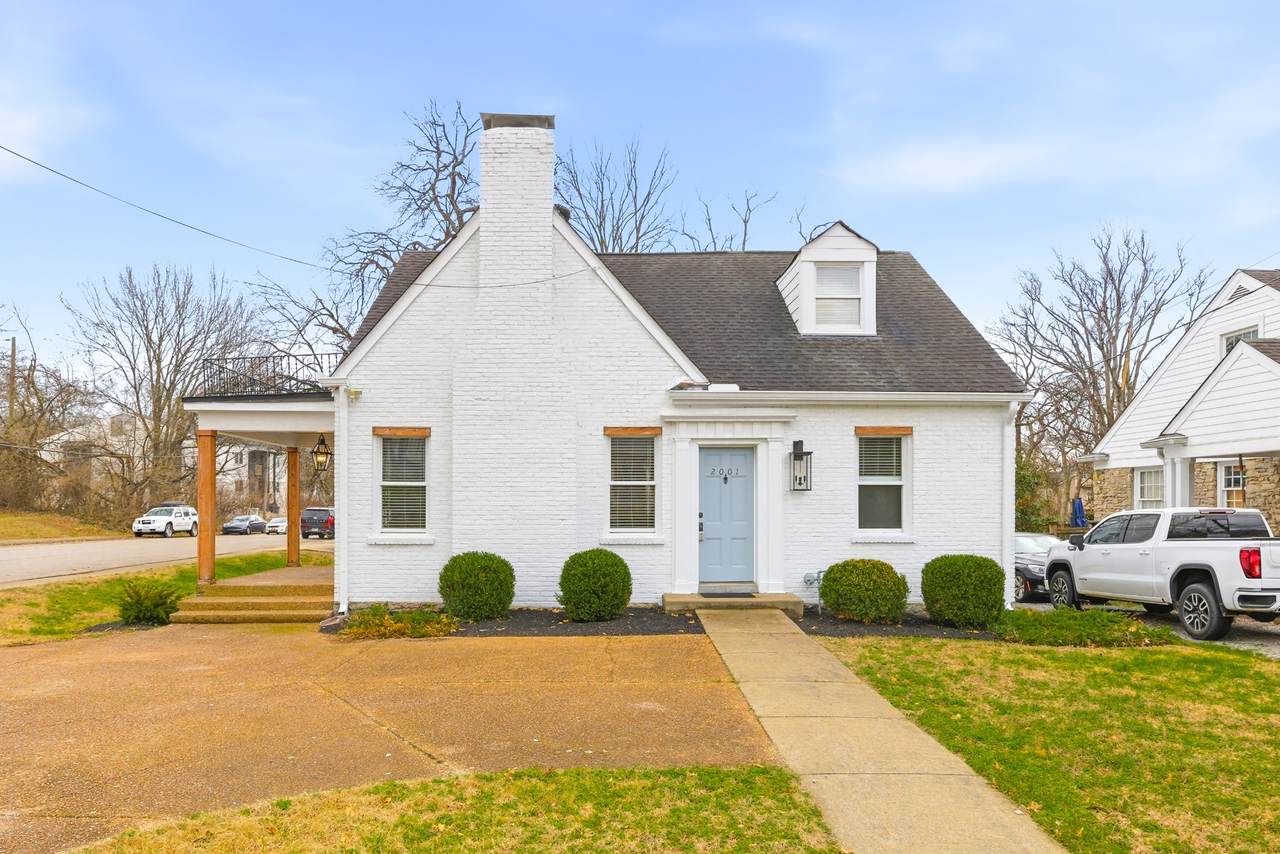 2001 Sweetbriar Ave - Photo 1