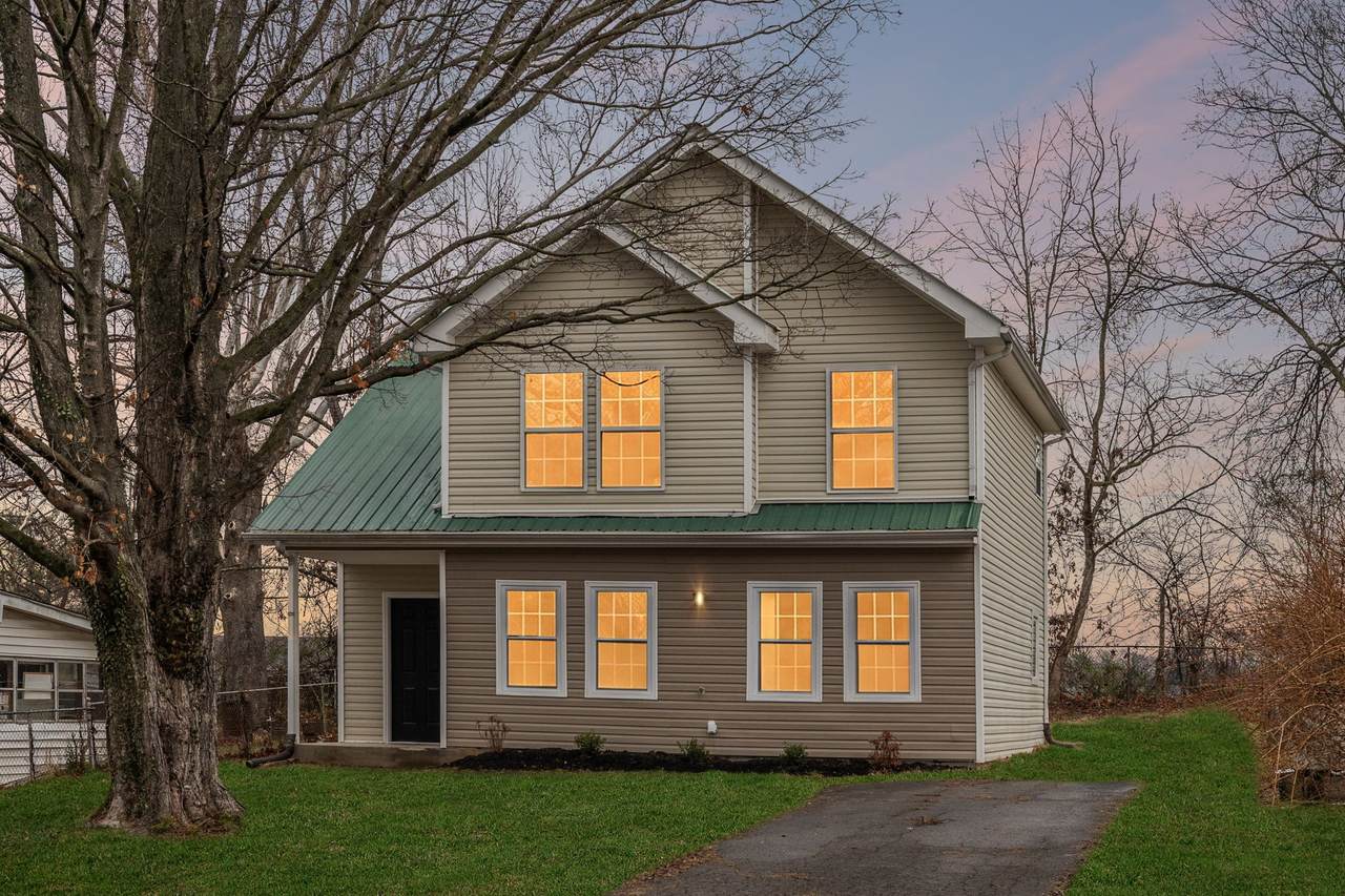 421 Shelby St - Photo 1