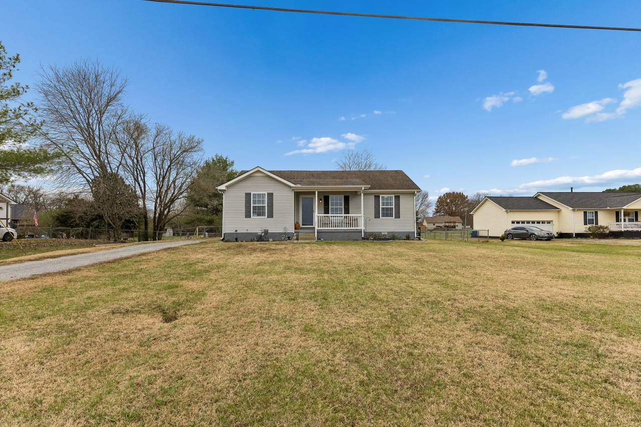 1815 Thompson Rd - Photo 1