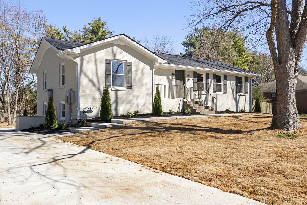 510 Iris Ave - Photo 1