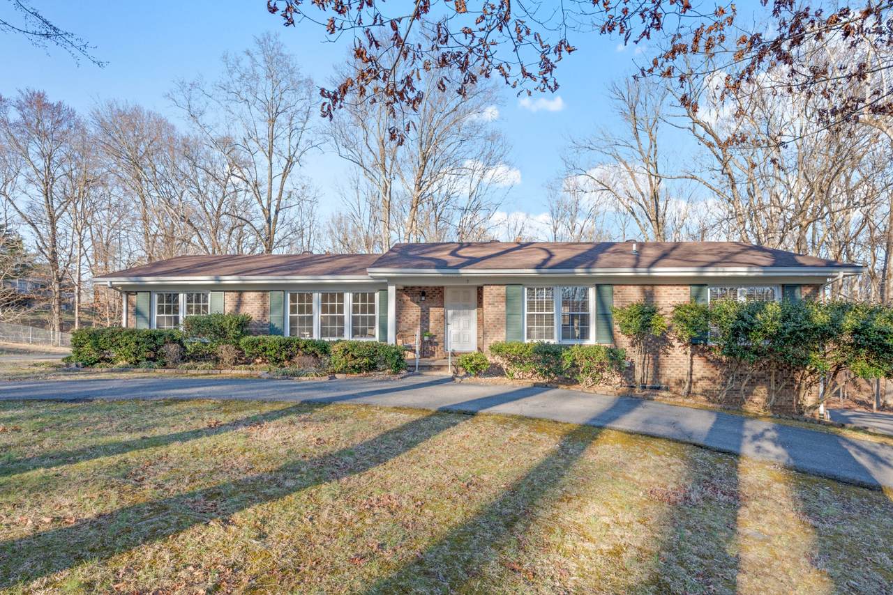 115 Rae Ln - Photo 1