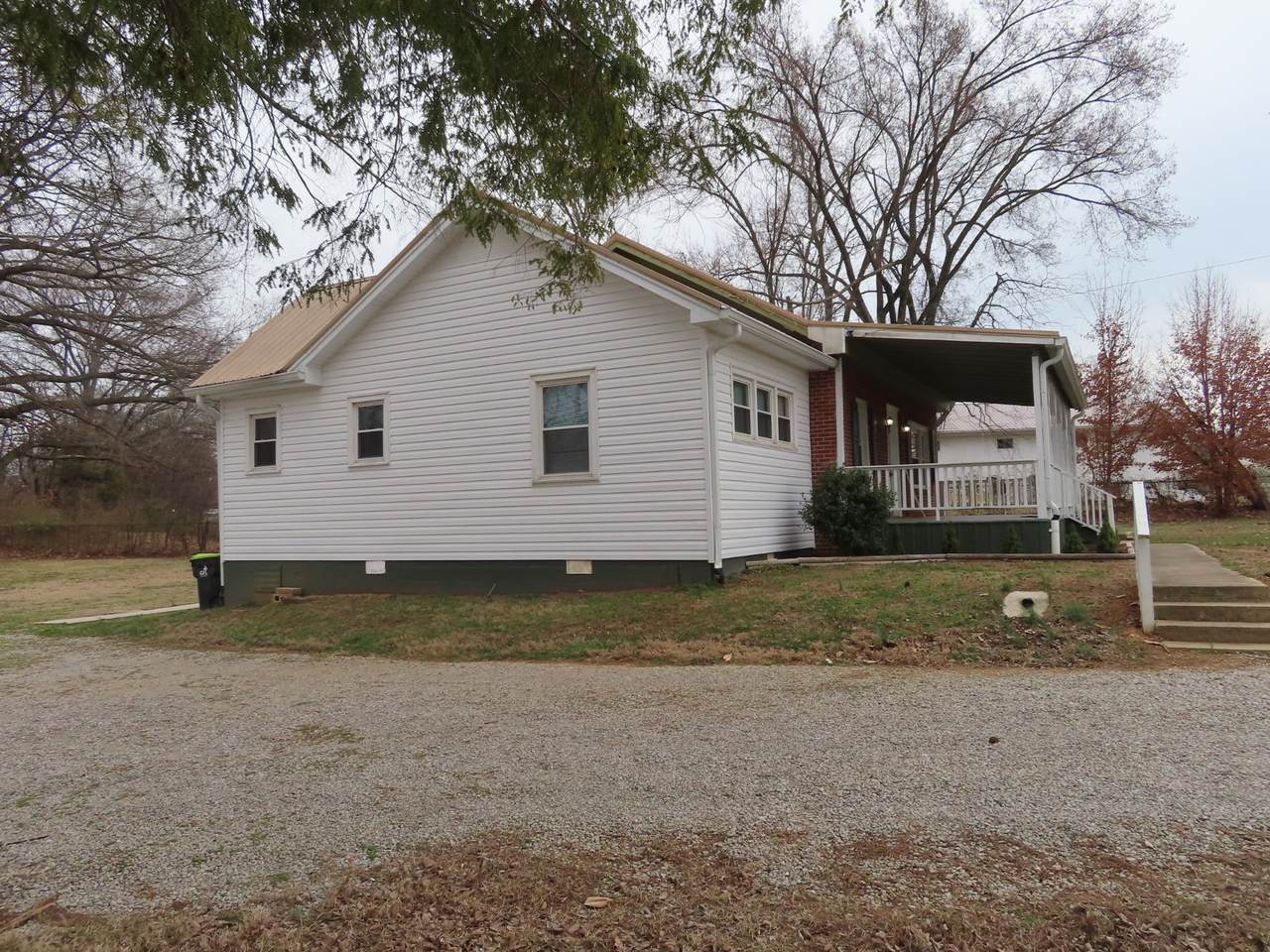 https://bt-photos.global.ssl.fastly.net/nashville/1280_boomver_1_RTC3138864-1.jpg
