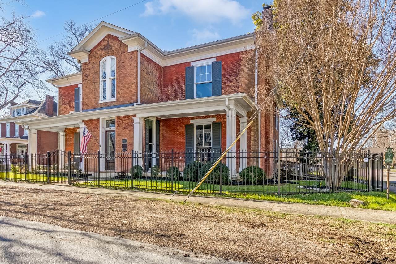 https://bt-photos.global.ssl.fastly.net/nashville/1280_boomver_1_RTC3138879-1.jpg