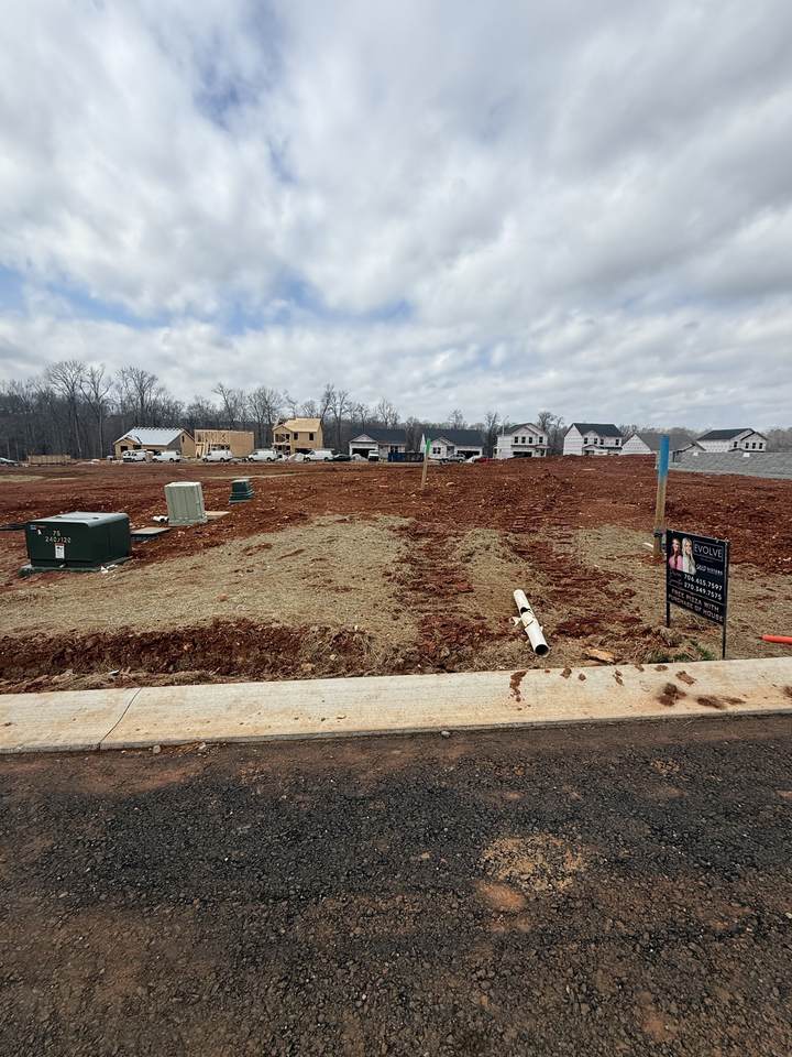 359 Cardinal Creek - Photo 1