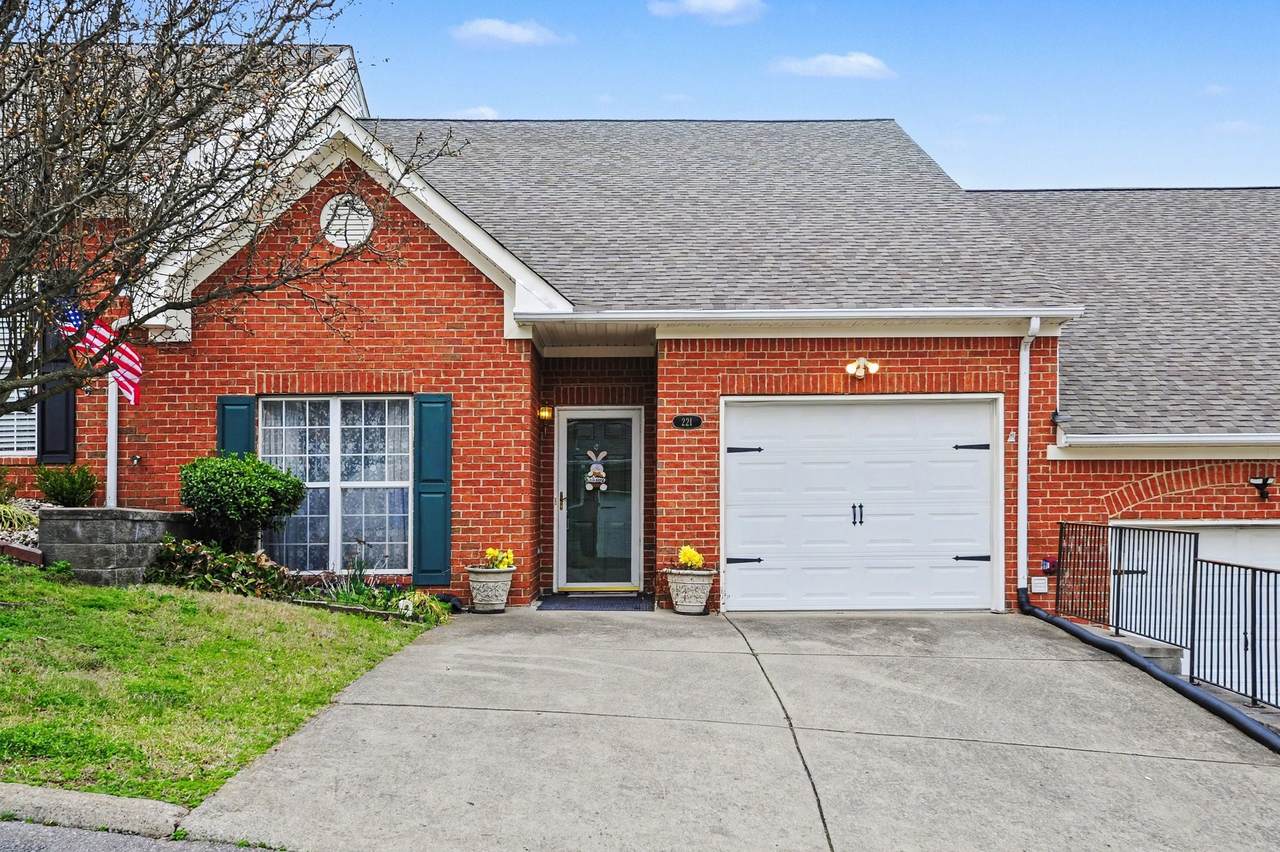 https://bt-photos.global.ssl.fastly.net/nashville/1280_boomver_1_RTC3139042-1.jpg