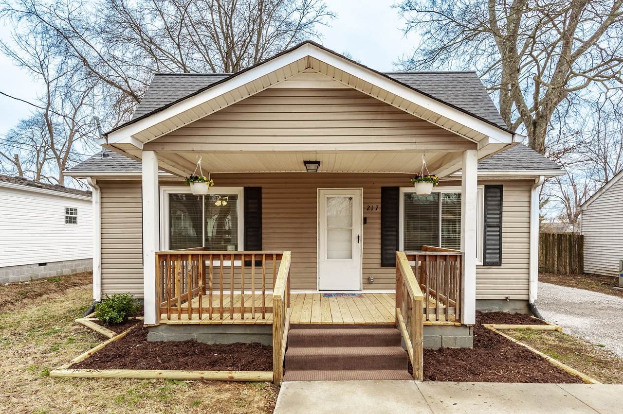 217 E Park Ave - Photo 1