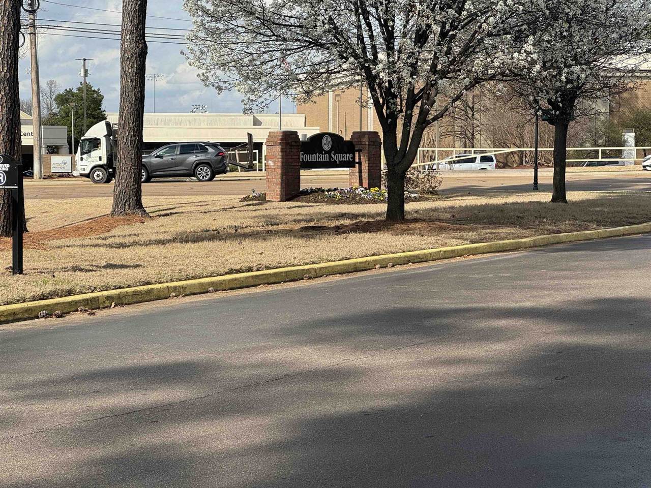 https://bt-photos.global.ssl.fastly.net/nashville/1280_boomver_2_RTC3139161-1.jpg