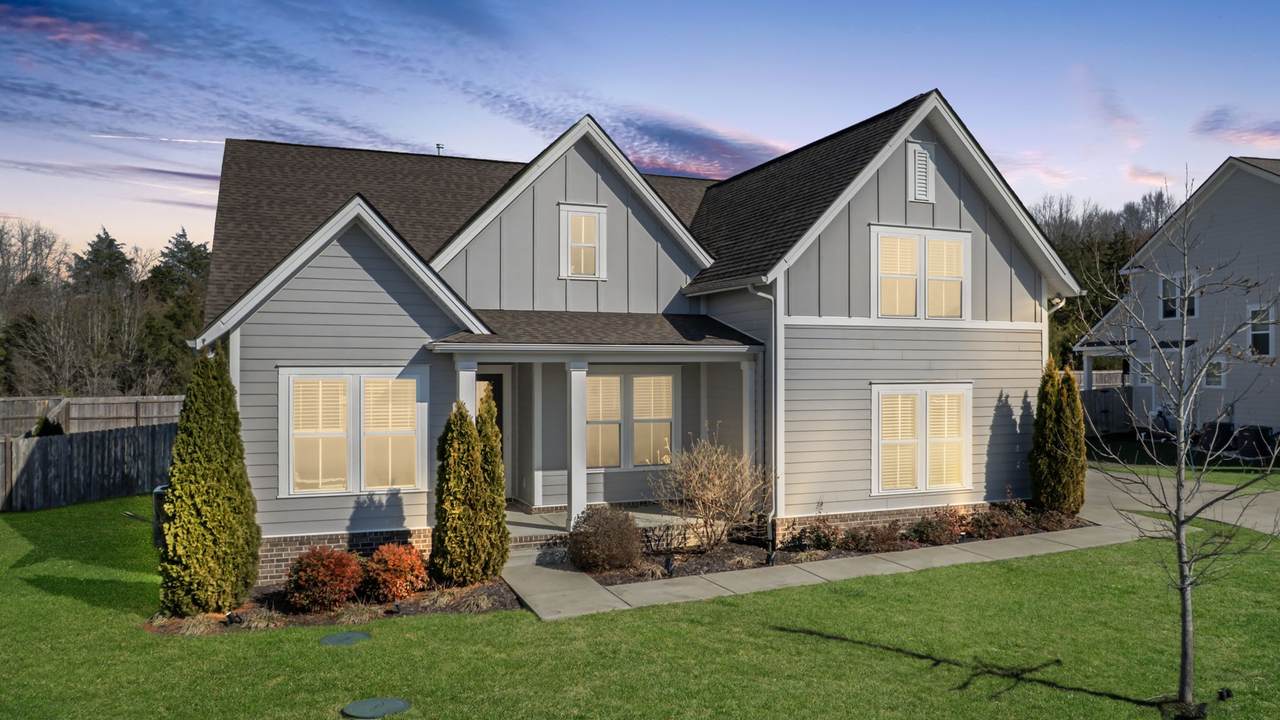 511 Oakvale Ln - Photo 1