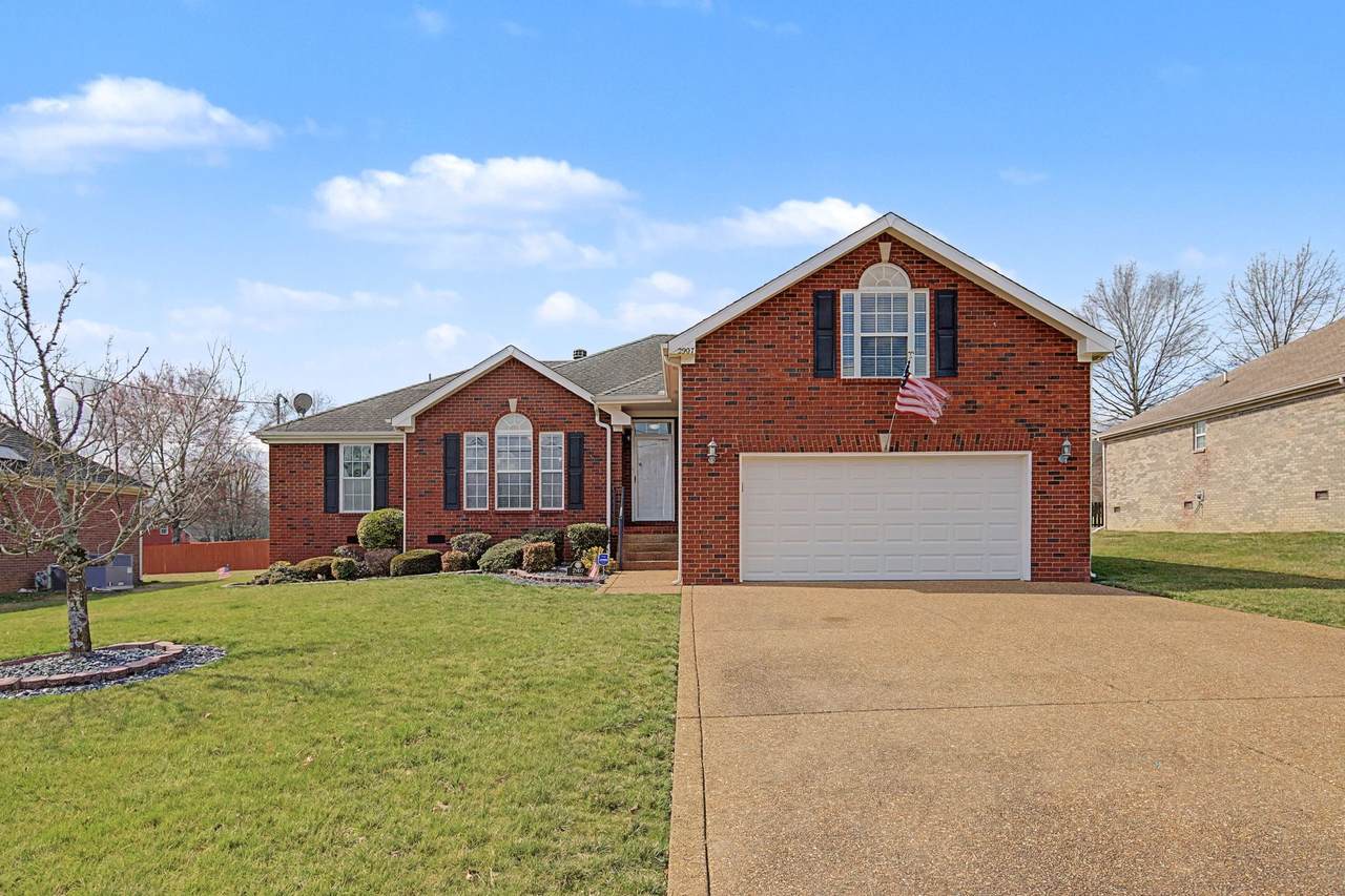 2907 Iona Dr - Photo 1