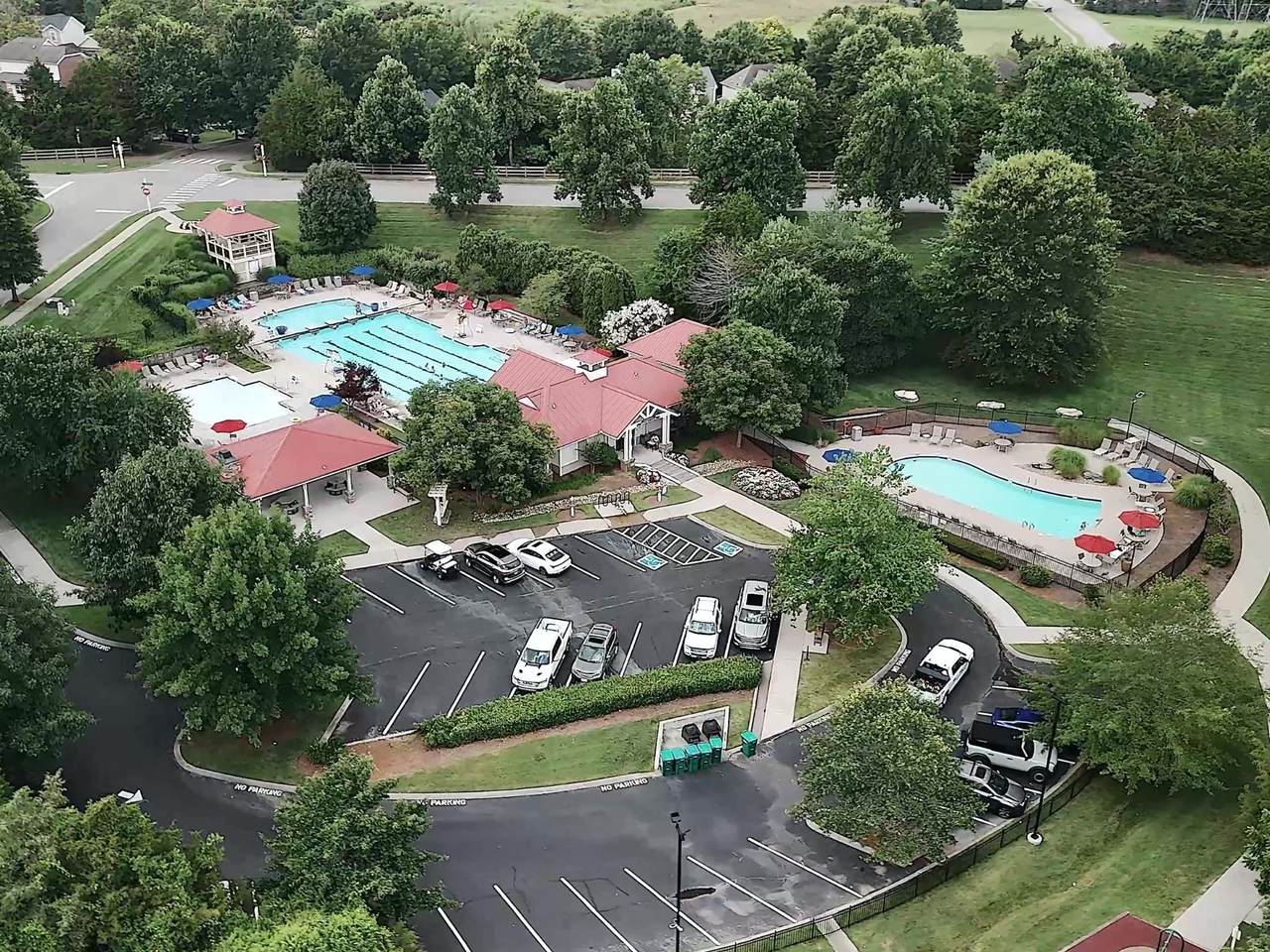 https://bt-photos.global.ssl.fastly.net/nashville/1280_boomver_2_RTC3139788-1.jpg