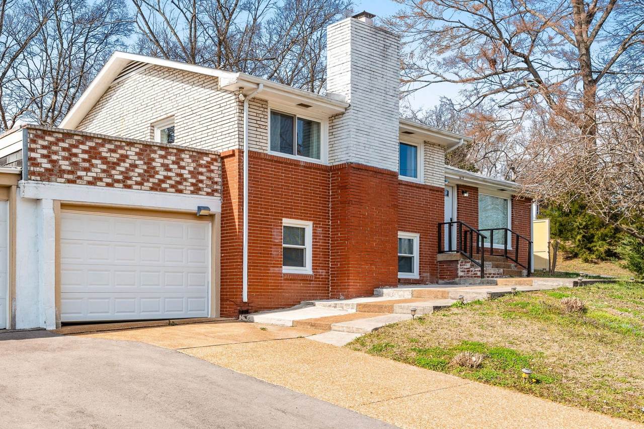 1413 Winthorne Dr - Photo 1