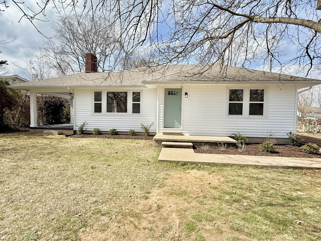 2711 Kenwood Dr - Photo 1