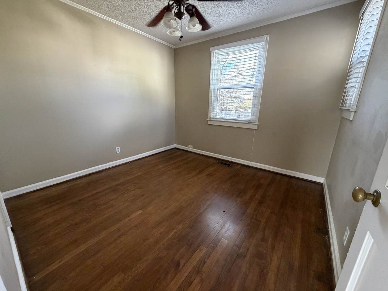 https://bt-photos.global.ssl.fastly.net/nashville/1280_boomver_1_RTC3143399-1.jpg