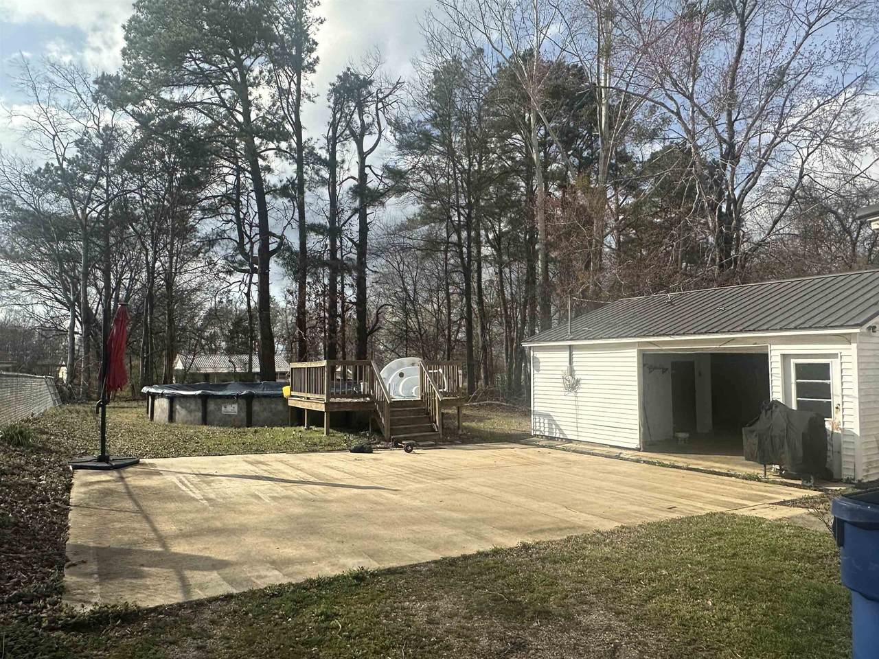 https://bt-photos.global.ssl.fastly.net/nashville/1280_boomver_1_RTC3143401-1.jpg