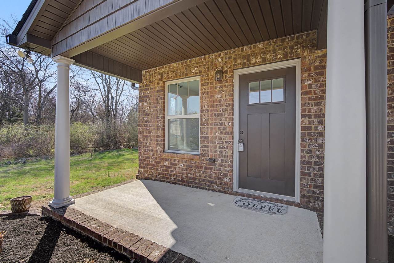 https://bt-photos.global.ssl.fastly.net/nashville/1280_boomver_1_RTC3143432-1.jpg