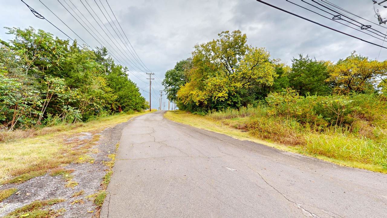 https://bt-photos.global.ssl.fastly.net/nashville/1280_boomver_1_RTC3143449-1.jpg