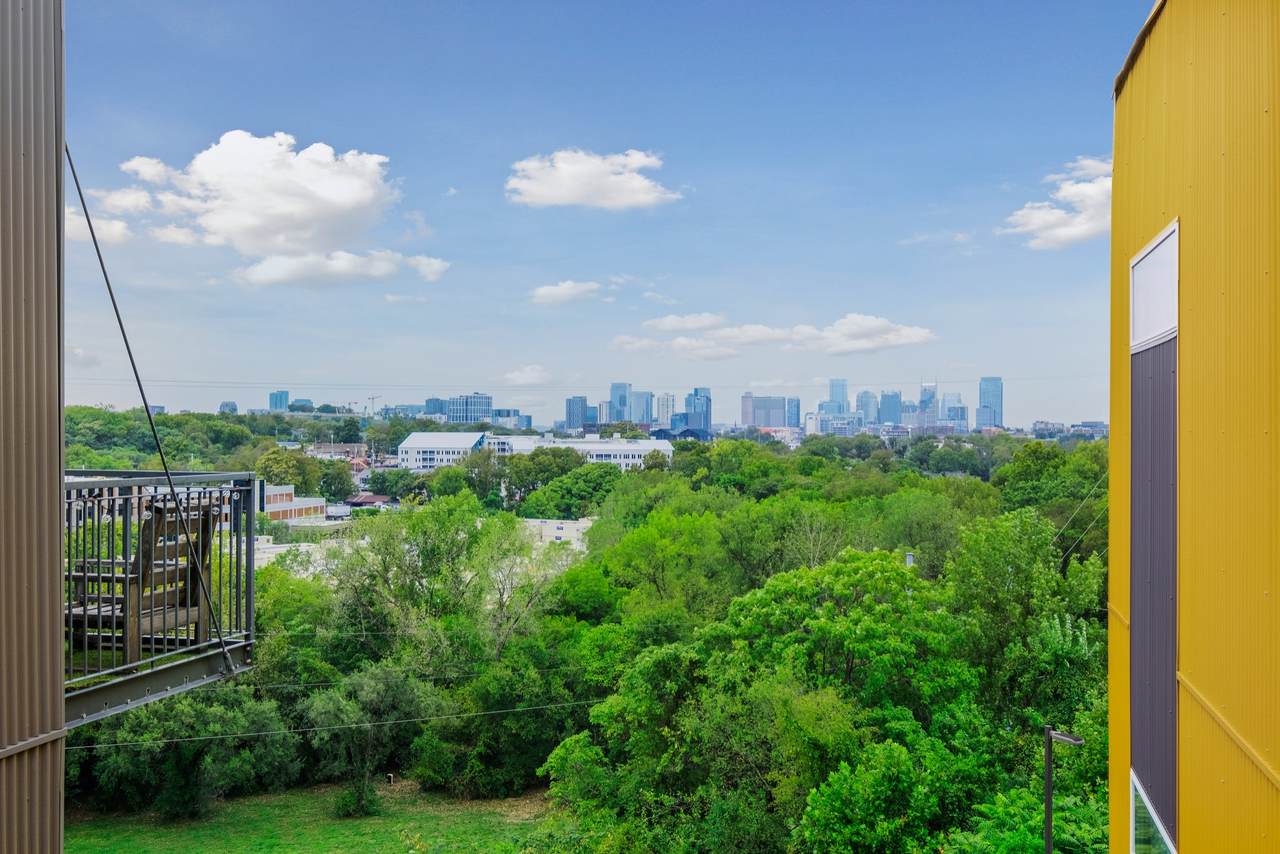 https://bt-photos.global.ssl.fastly.net/nashville/1280_boomver_1_RTC3144831-1.jpg