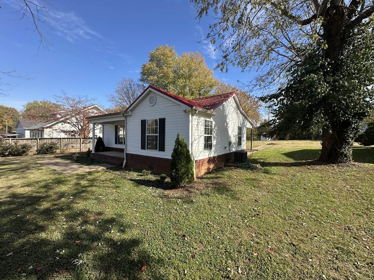 https://bt-photos.global.ssl.fastly.net/nashville/1280_boomver_1_RTC3144867-1.jpg