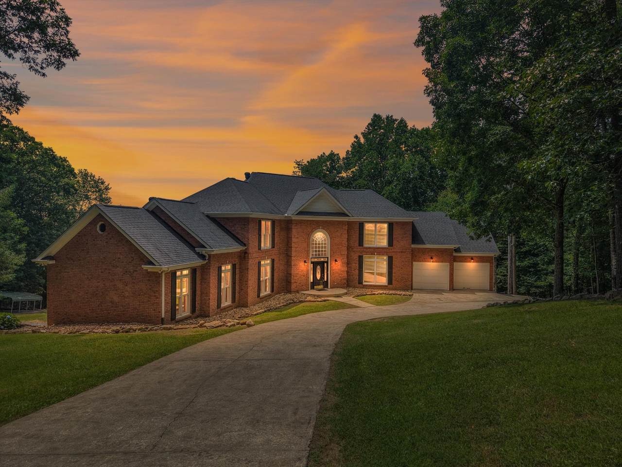 310 Bluffs Road - Photo 1
