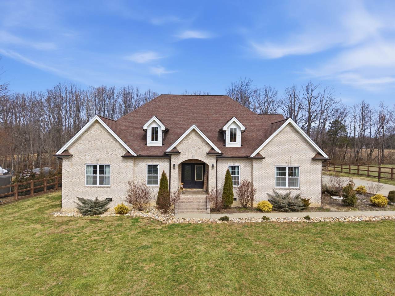 124 Gettysburg Ln - Photo 1